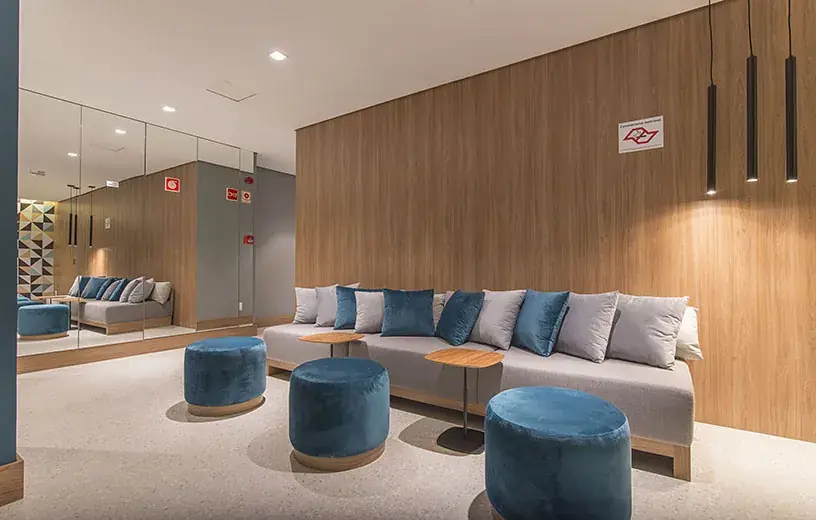Boulevard Arouche: Hall social · foto