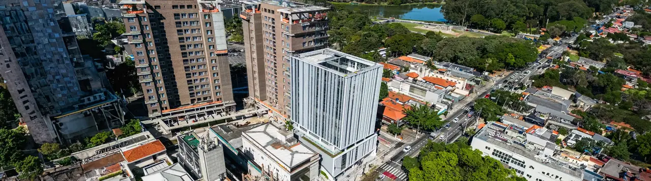 Brigadeiro Corporate: Vista aérea do edifício junto ao Parque Ibirapuera · foto